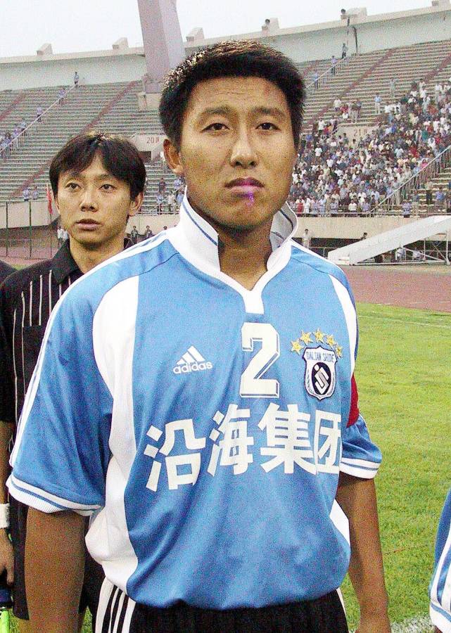 纪念｜2002年世界杯，张恩华的遗憾，中国足球的顶峰