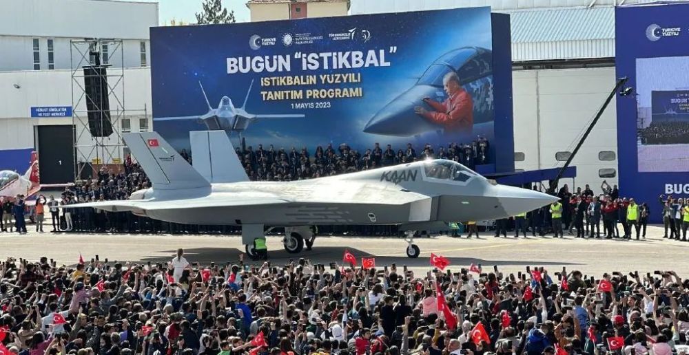 土耳其总统亲自命名！可汗战斗机配备先进头盔显示器与光电传感器
