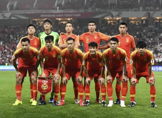 14亿人找不出11个会踢足球的！深度解析中国男足为什么沦落至此？