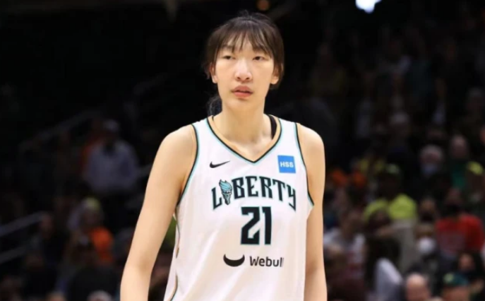 官宣！中国女篮核心韩旭续约自由人将重返WNBA 年薪6.9万美金