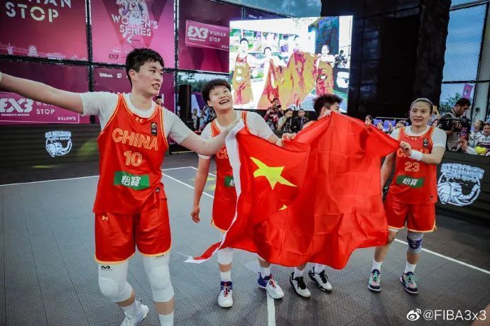 新赛季首冠！中国三人女篮全力冲击奥运门票！