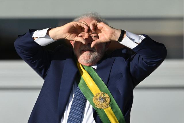 巴西总统卢拉重启访华行程，今晚抵达上海，将寻求加强中巴各领域合作