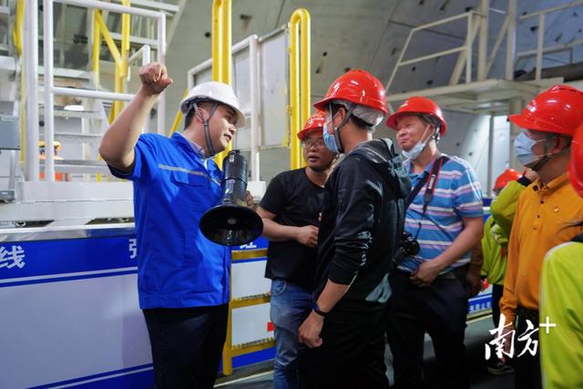 中小学生走进湛江湾海底隧道施工现场，感受“大国工程”
