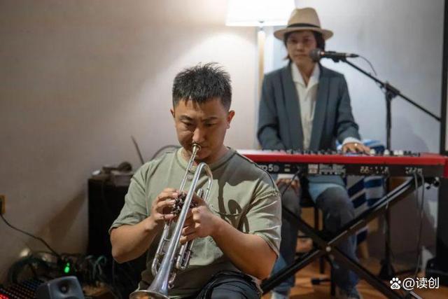 新专辑亮相！“磊落”音乐小组十周年创作分享会在深圳举行