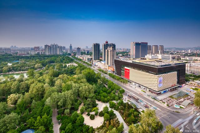 淄博一酒店涨价1.5倍被立案调查，给够游客安全感！